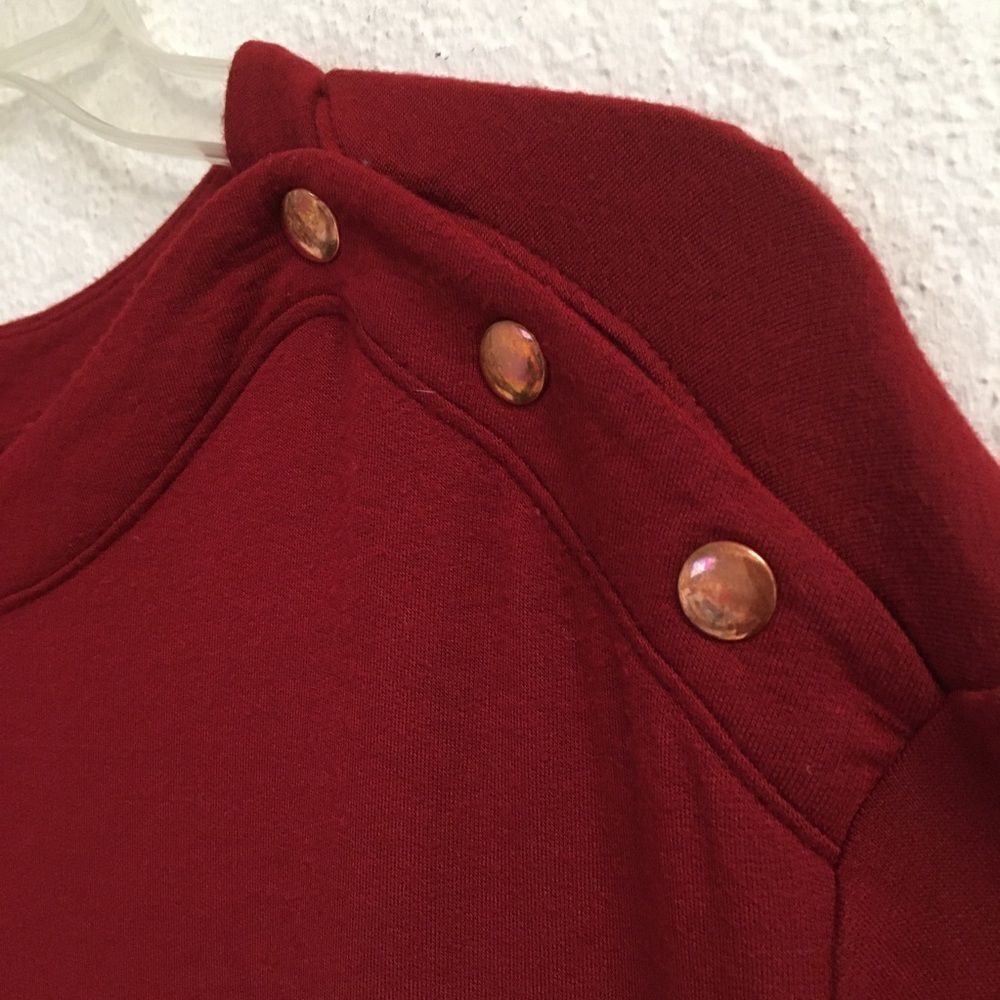 Isabel Maternity cranberry snap neck top M - Picture 4 of 7